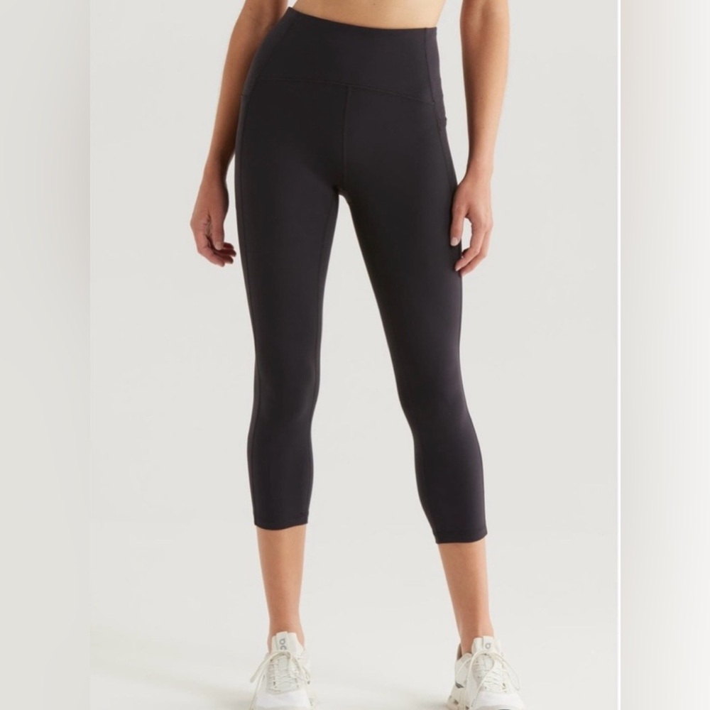 Zella Black Cropped Leggings